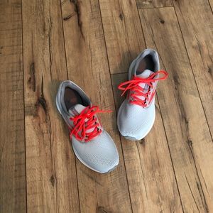 Brooks Range Running Shoes